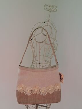 NWT- CL America Cottagecore Boho Straw Burlap Daisy Summer Vacation Shoulder Bag